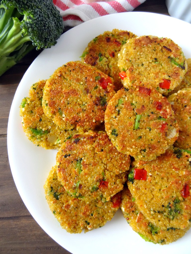 broccoli cheese quinoa patties