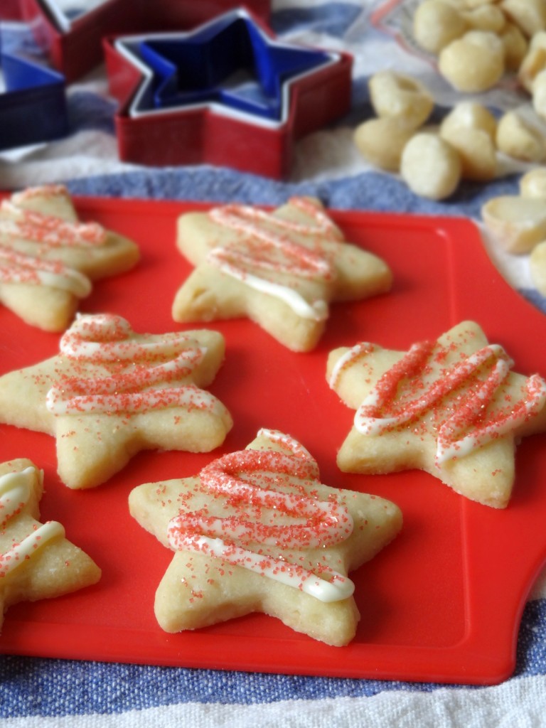 white chocolate macadamia shortbread cookies