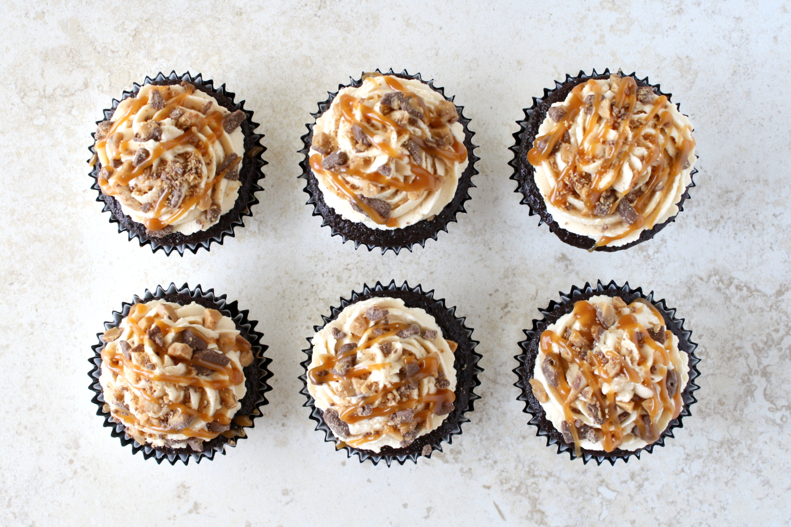 coffee toffee caramel cupcakes (aka Bonnaroo Buzz cupcakes)