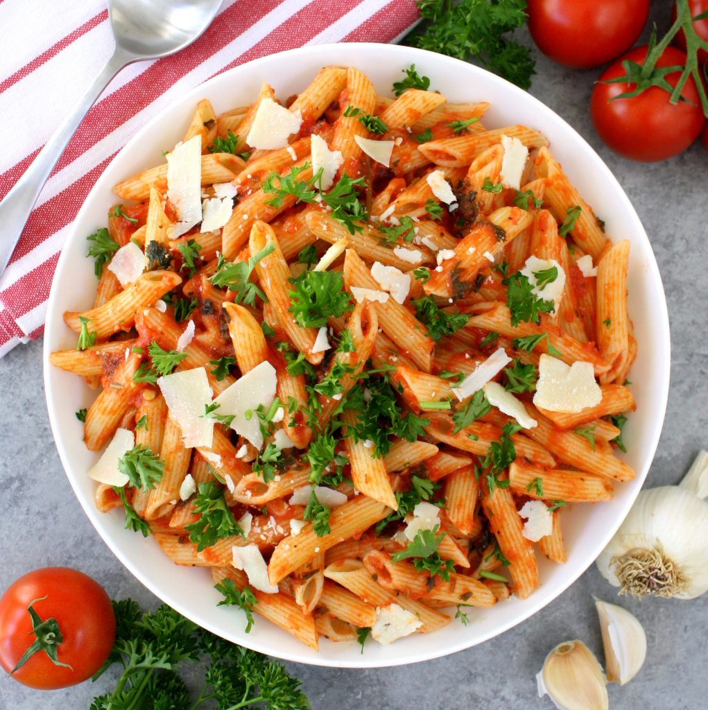 penne with quick green chile marinara sauce