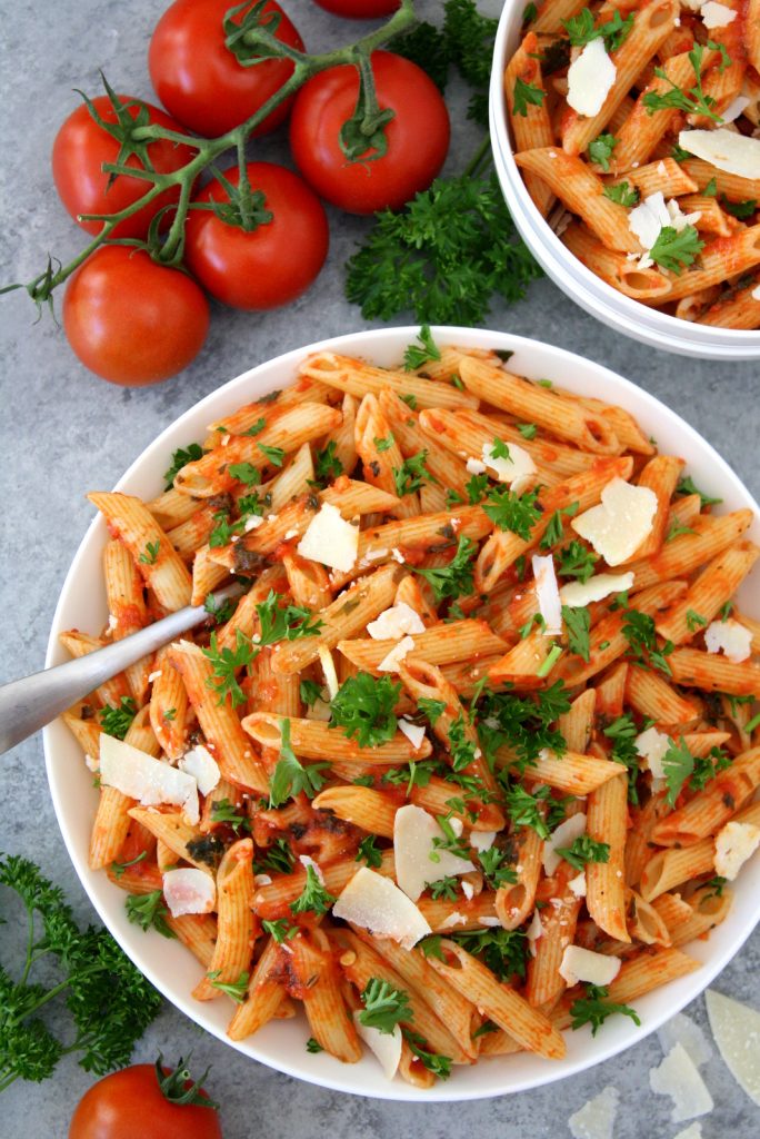 penne with quick green chile marinara sauce